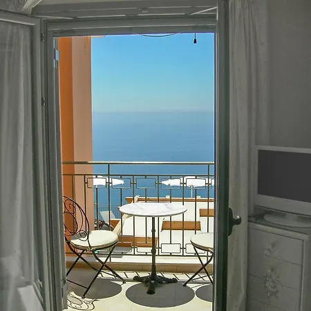 Penelope Luxury Platíesz